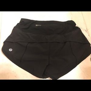 lululemon speed up shorts size 2